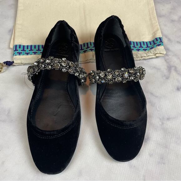 Tory Burch Crystal Strap Black Velvet Ballet Flats Mary Jane Sz 6.5 NWOB - Picture 2 of 9